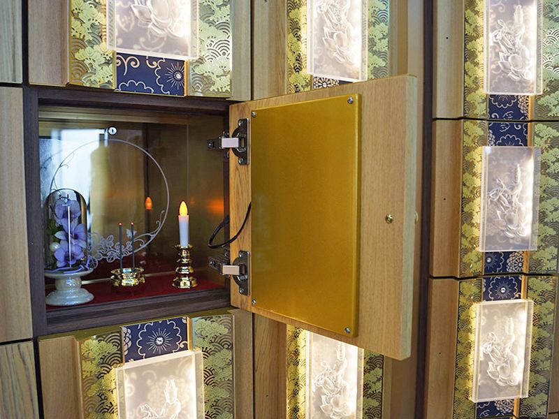 美原東ロイヤルメモリアルパーク　納骨壇内部