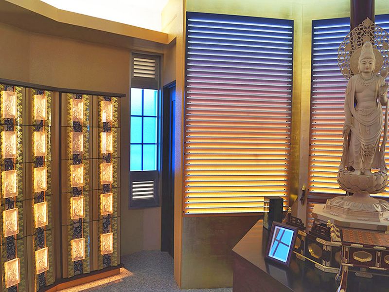 美原東ロイヤルメモリアルパーク　観音菩薩像