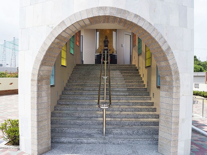 美原東ロイヤルメモリアルパーク　「関西いのり霊廟」2Fに祀られた観音像