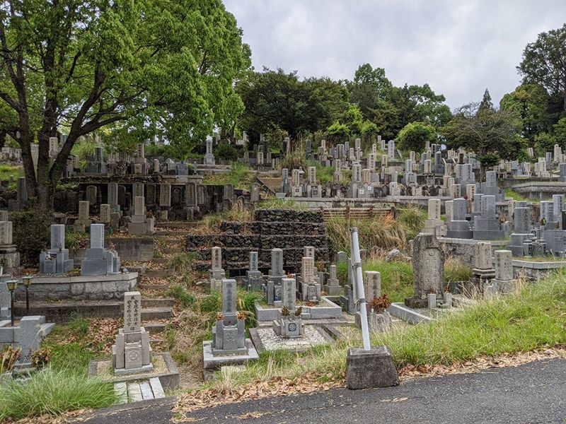 奈良市白毫寺霊園
