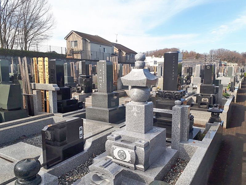 多摩の郷　開放的な墓域
