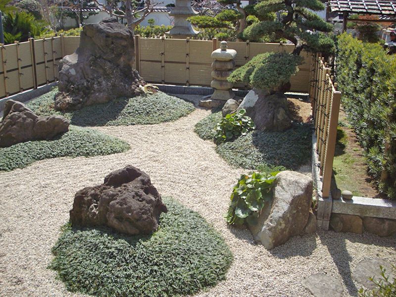 佛日寺境内墓地