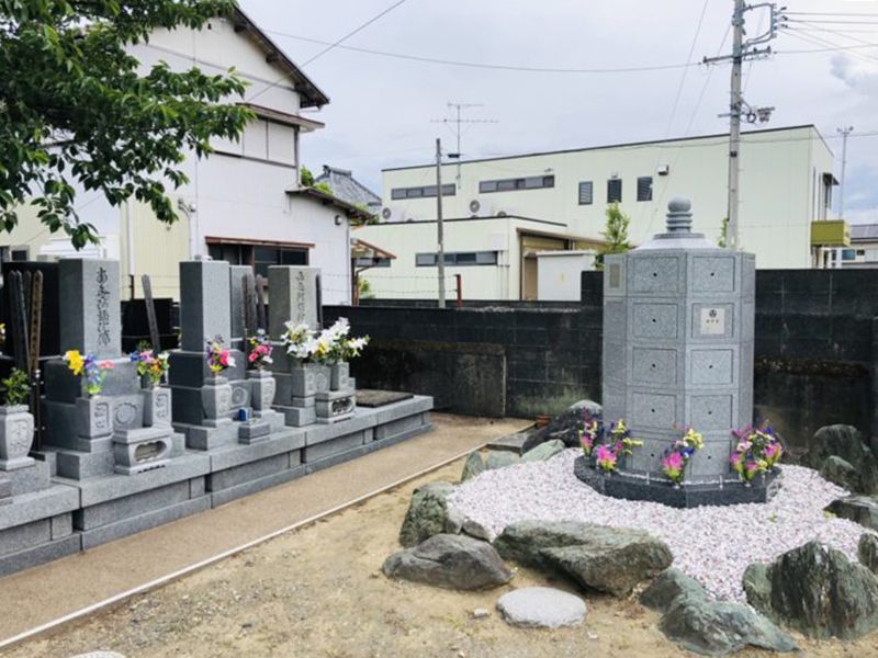 實相寺 のうこつぼ