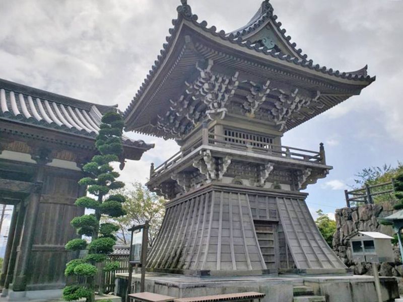 国分寺 のうこつぼ