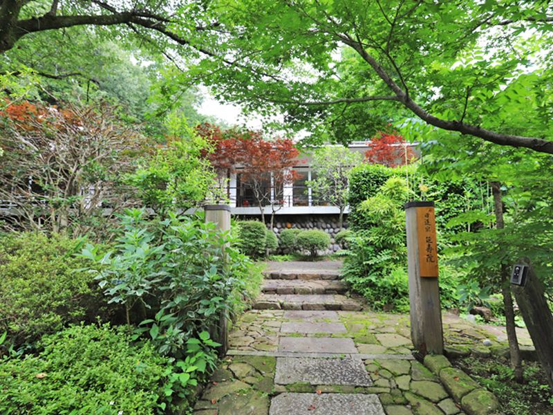 東京里山墓苑
