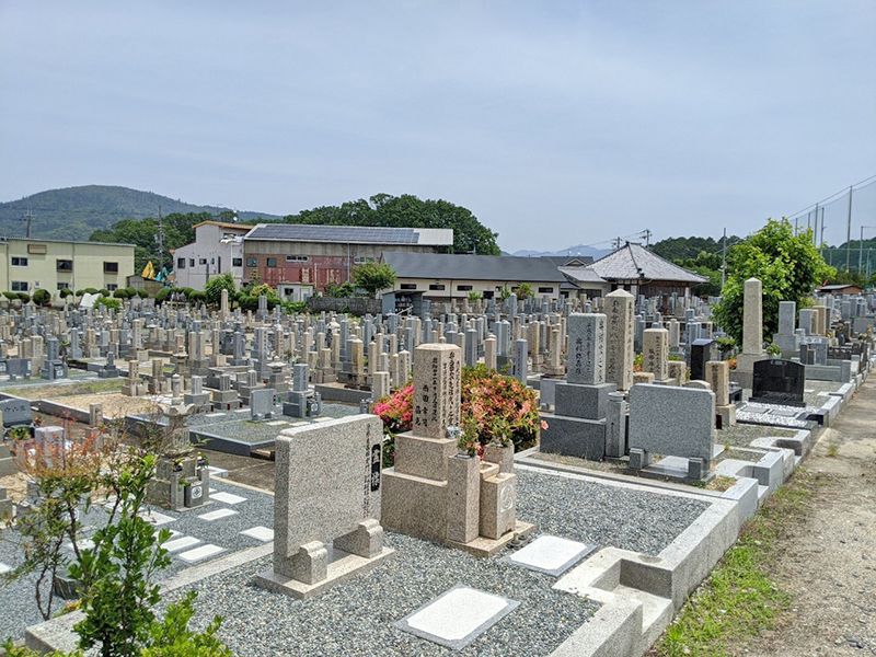 桜井脇谷公園墓地