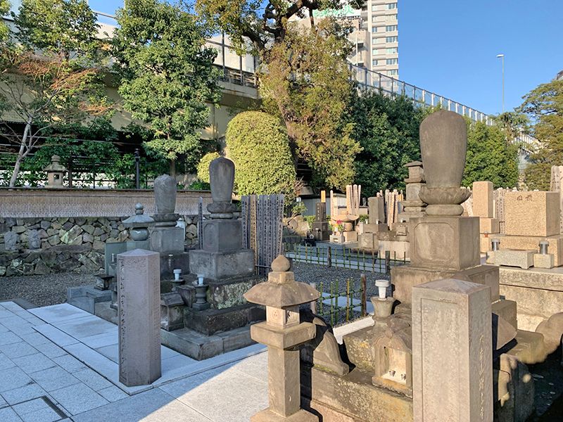 妙定院墓苑