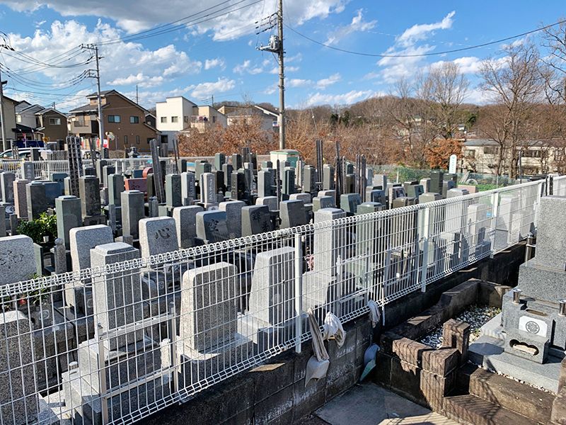 ひまわり墓苑　区画整理された墓域