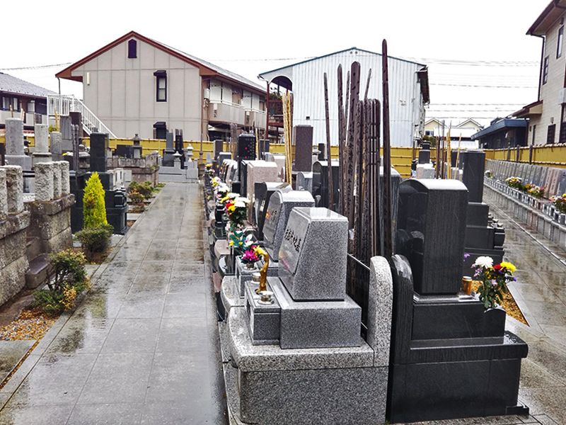 阿弥陀堂墓苑　区画整理された墓域