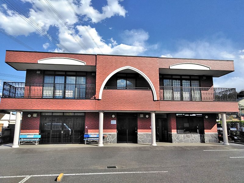 メモリアルガーデン川口　管理棟はバリアフリー設計