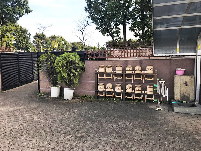 八潮聖地彩苑　水場にある桶や柄杓