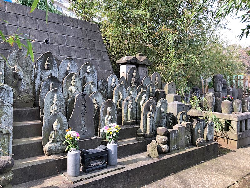 戸塚花観音墓苑　苑内一角の様子