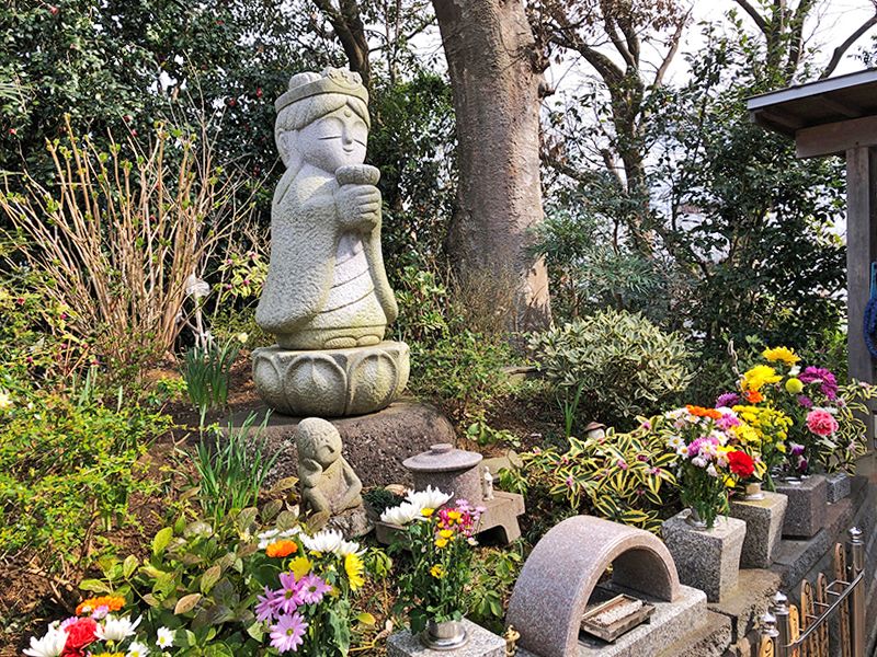 戸塚花観音墓苑　散骨埋葬型墓地「さくら」