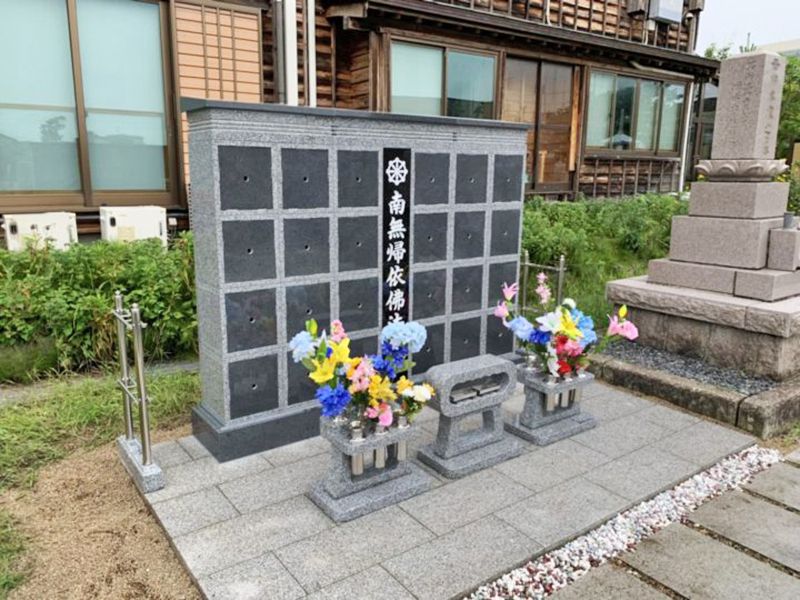 宝光寺 のうこつぼ