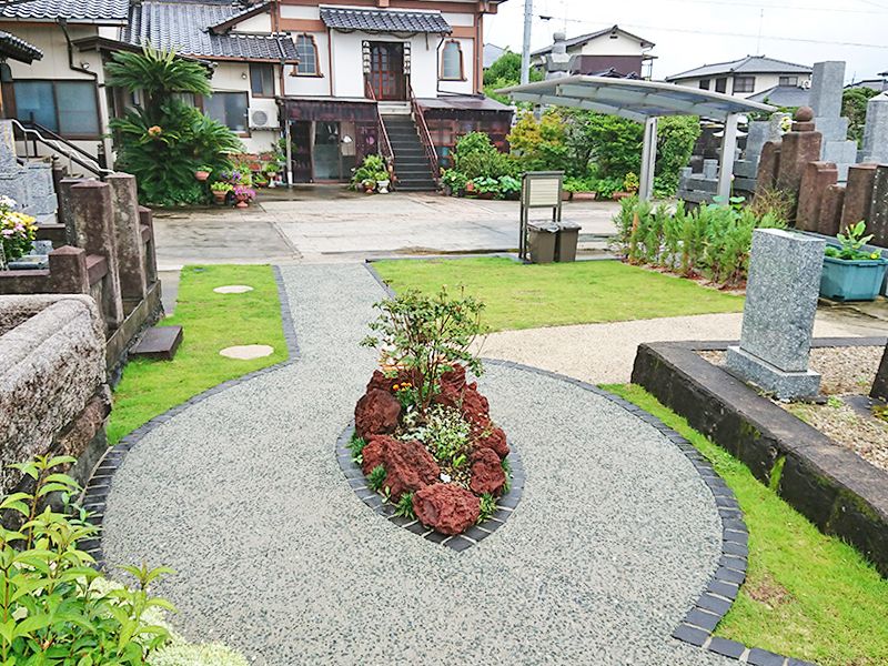 泰平寺霊園 樹木葬 HEALING GARDEN