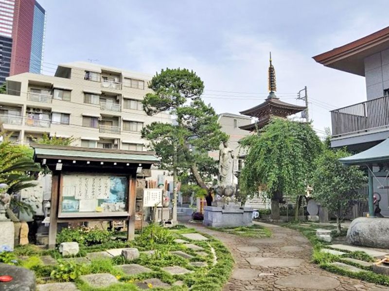 慈眼寺 のうこつぼ