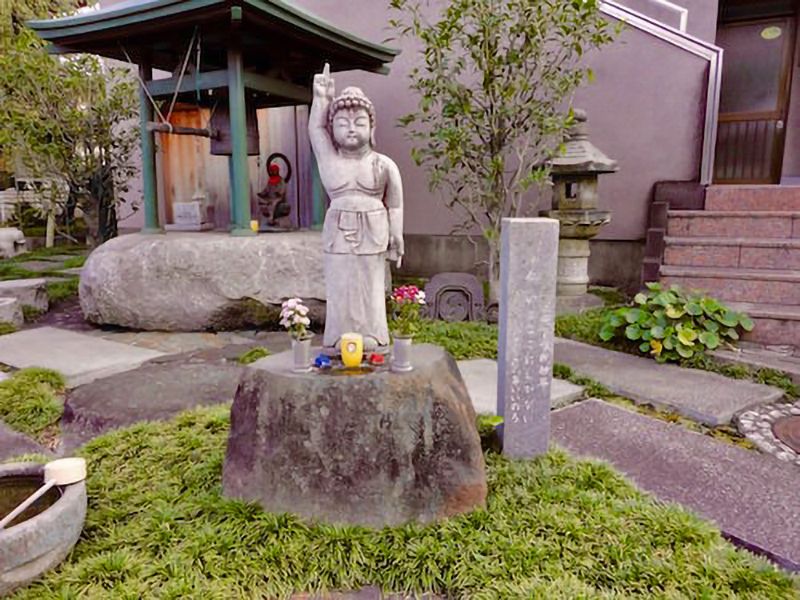 慈眼寺 のうこつぼ