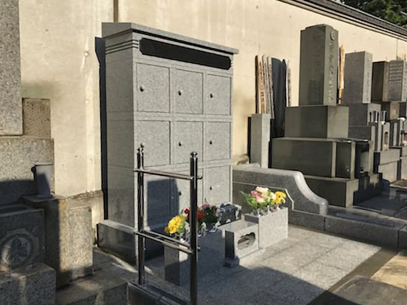 慈眼寺 のうこつぼ