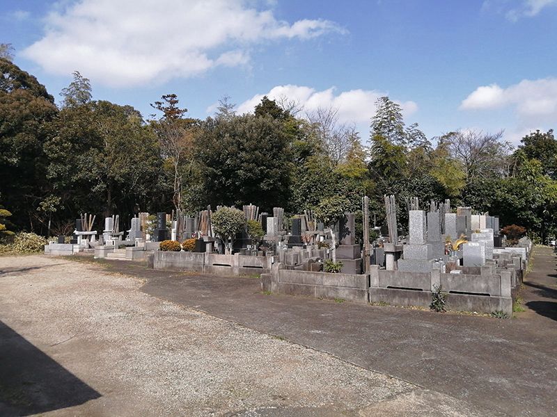 法蓮寺墓苑