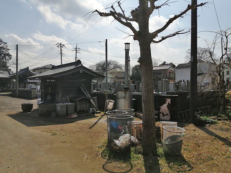 法蓮寺墓苑