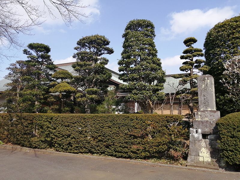 法蓮寺墓苑