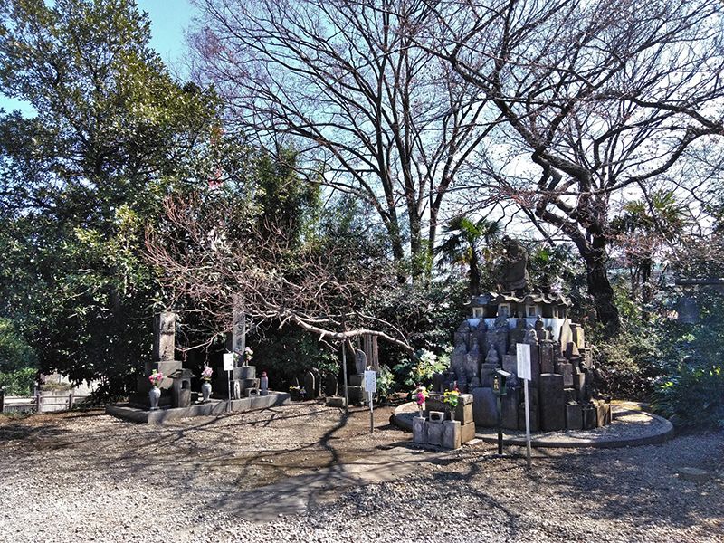 二度栗山墓苑　自然が豊かな苑内