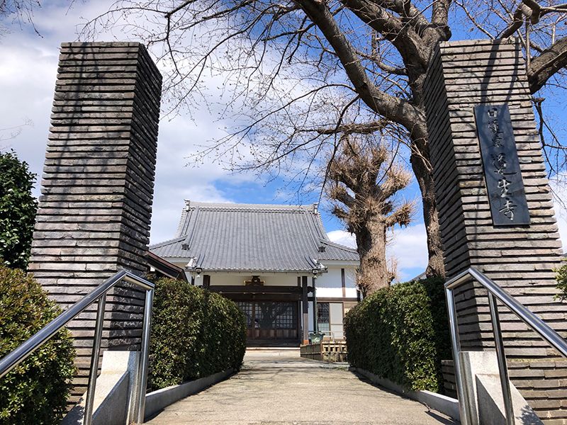 蓮生寺　寺院入口