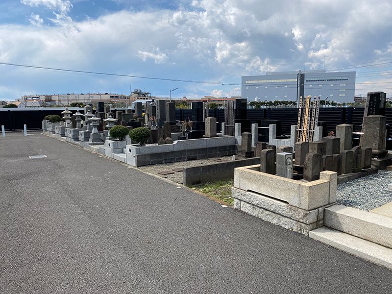 鵠沼共同墓地　ゆとりある墓域