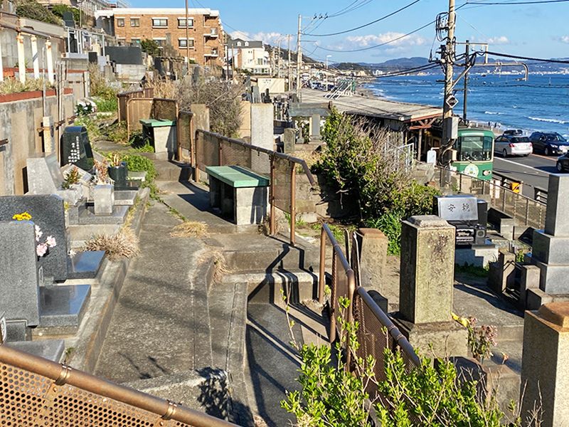 海が見える丘霊園