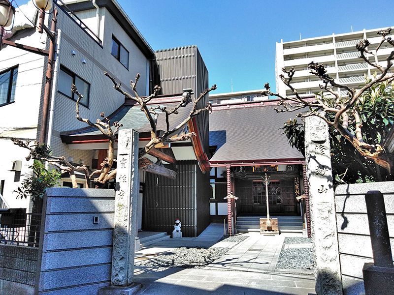 南浦和駅前庭苑