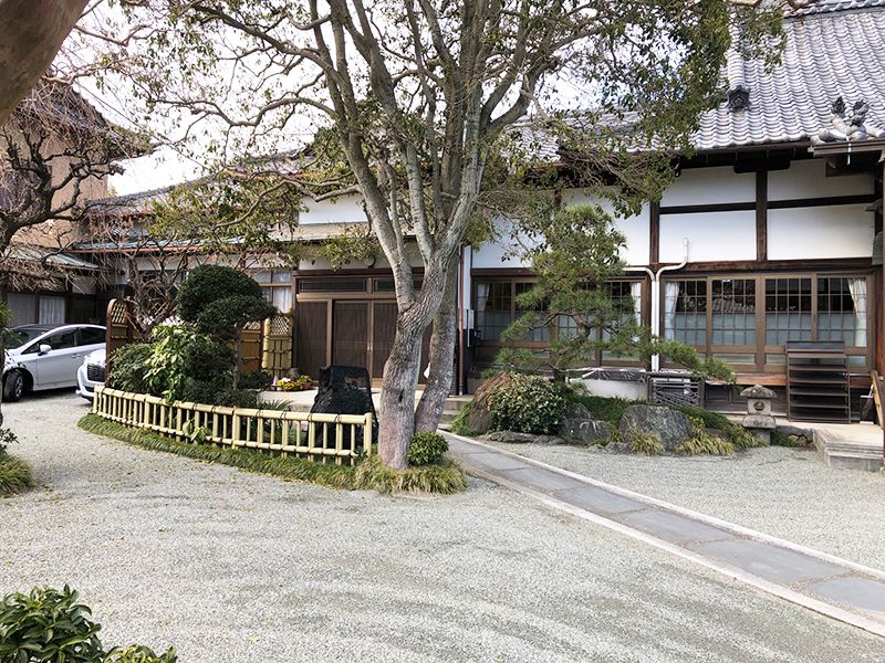 東学寺　樹木葬・花壇墓地