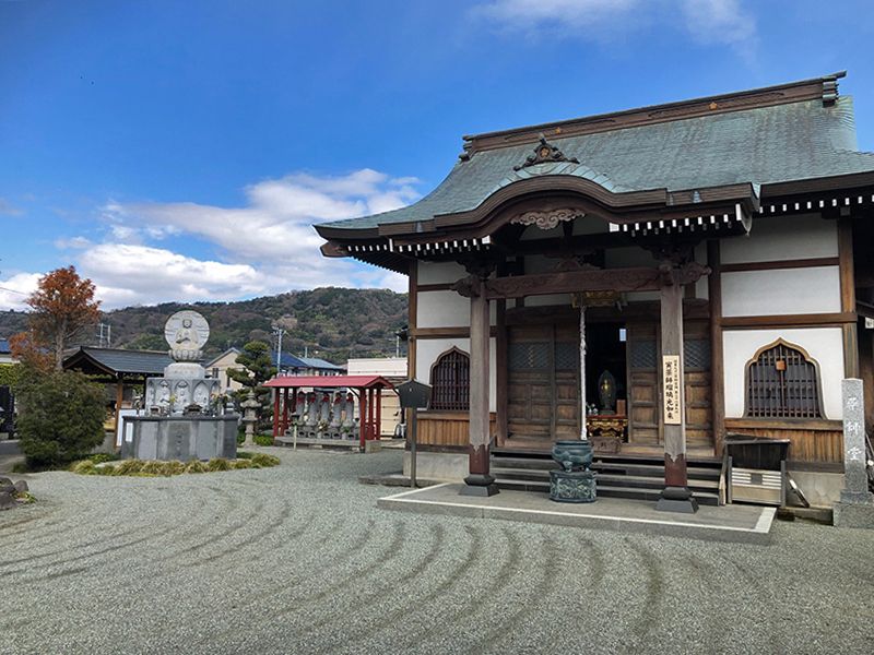 東学寺　樹木葬・花壇墓地