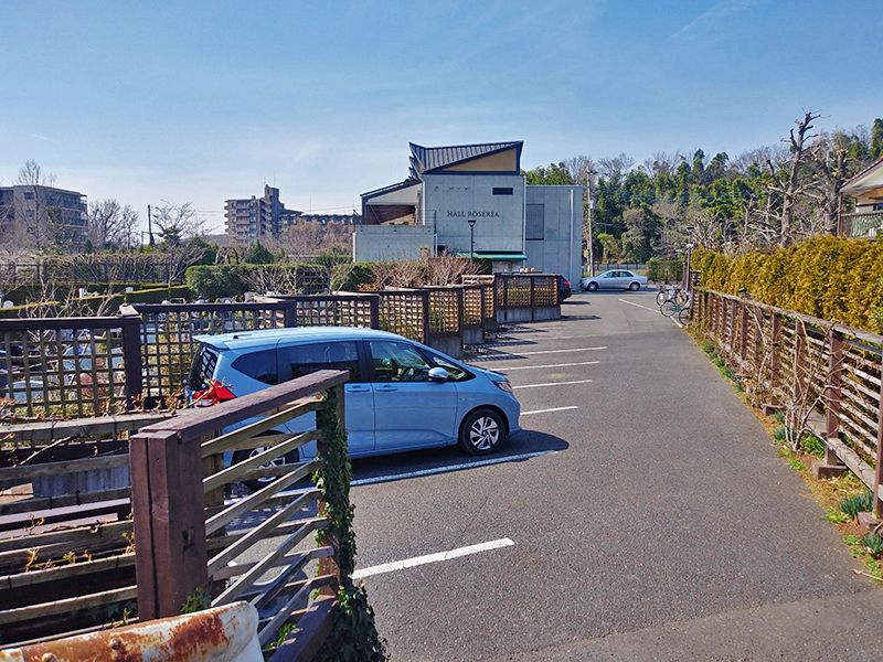 秋津ふれあいパーク　バリアフリー駐車場