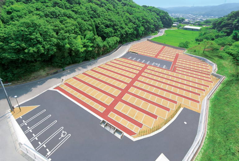 オアシス霊園 滝