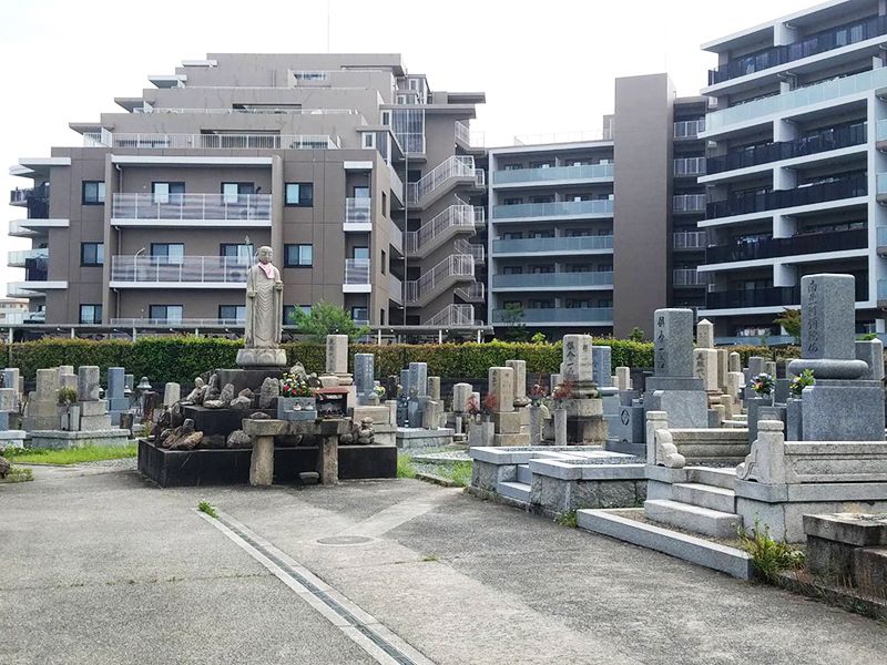 三ヶ字共有墓地