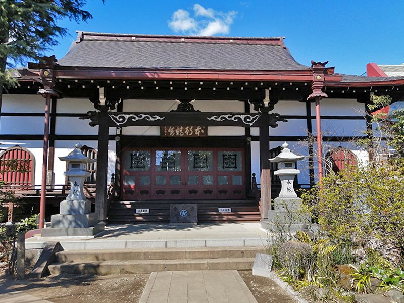 日暮里駅前墓苑（本行寺）