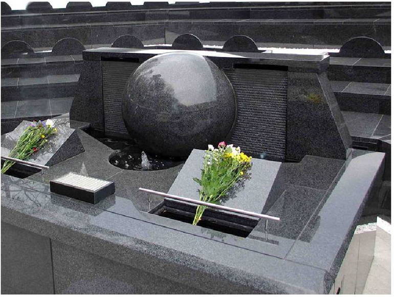 メモリアルヒルズ雲渓塚　永代供養墓