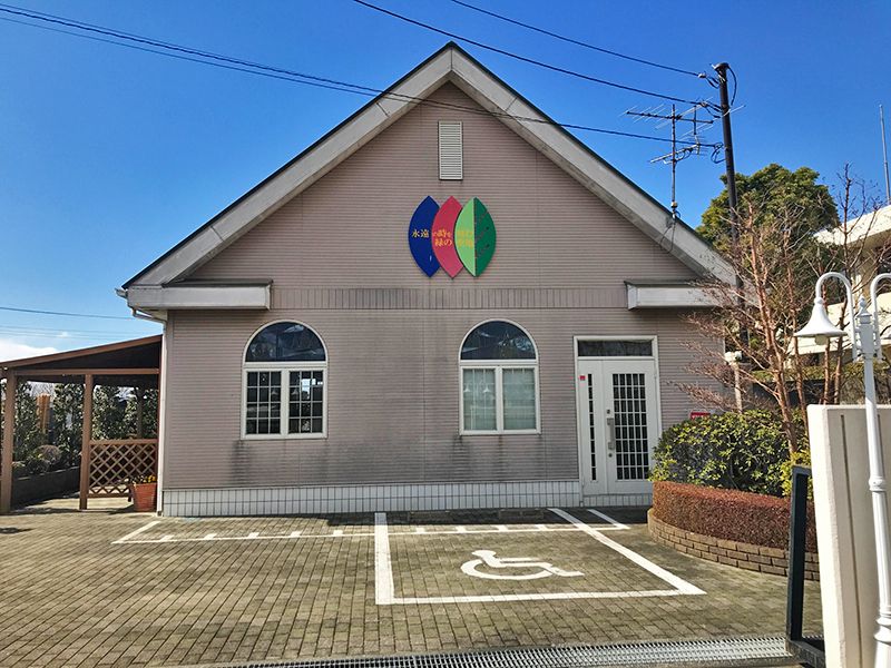 セントグリーン かすかべ聖地霊園　施設すぐ横の駐車場