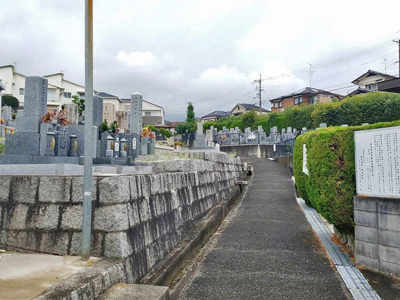 奈佐原共同墓地