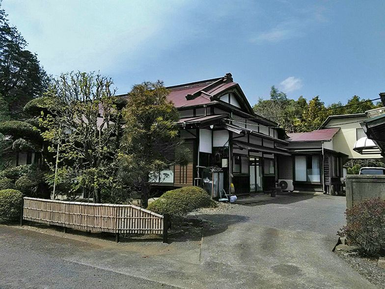見晴らし墓苑 （勝楽寺墓苑）　手入れの行き届いた庭