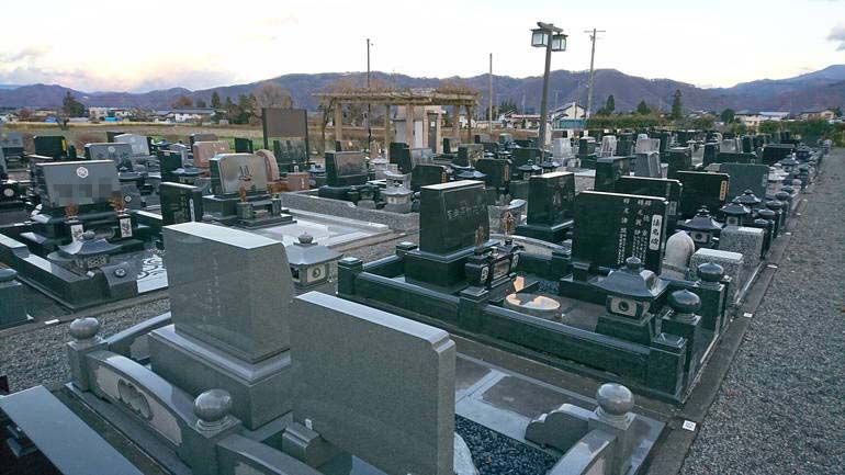 安曇野市営 西浦霊園