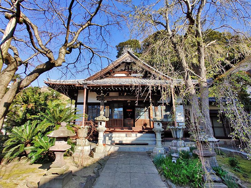泉福寺墓苑