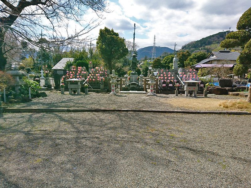 東光院　開放感のある苑内