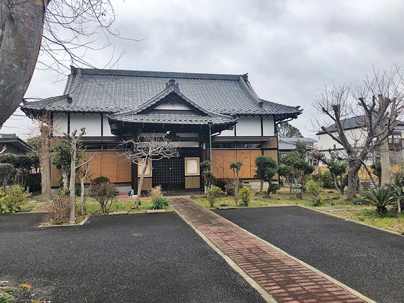志津霊園内専福寺