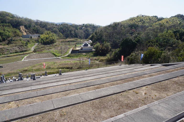 あしな墓苑 本安寺墓地
