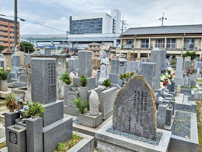 小松墓地