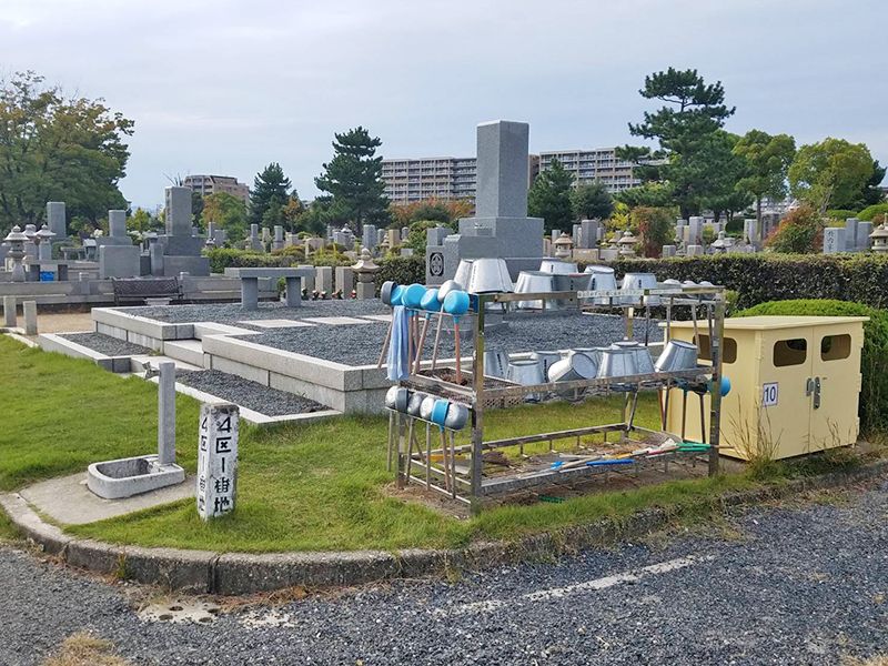 大阪市設 服部霊園