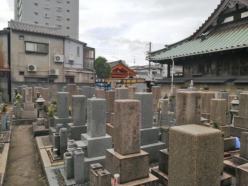 長寳寺 のうこつぼ