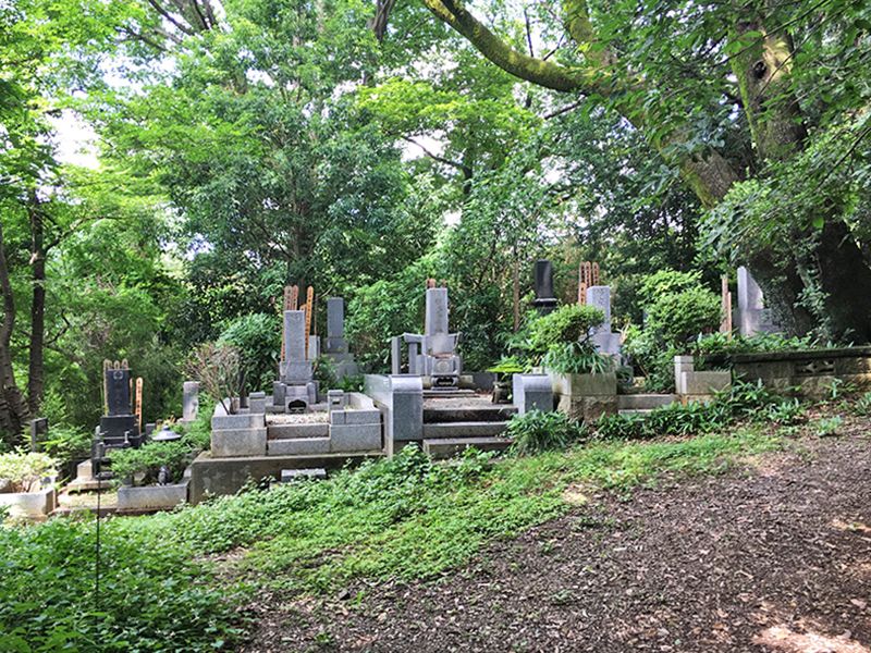 天岑寺墓苑