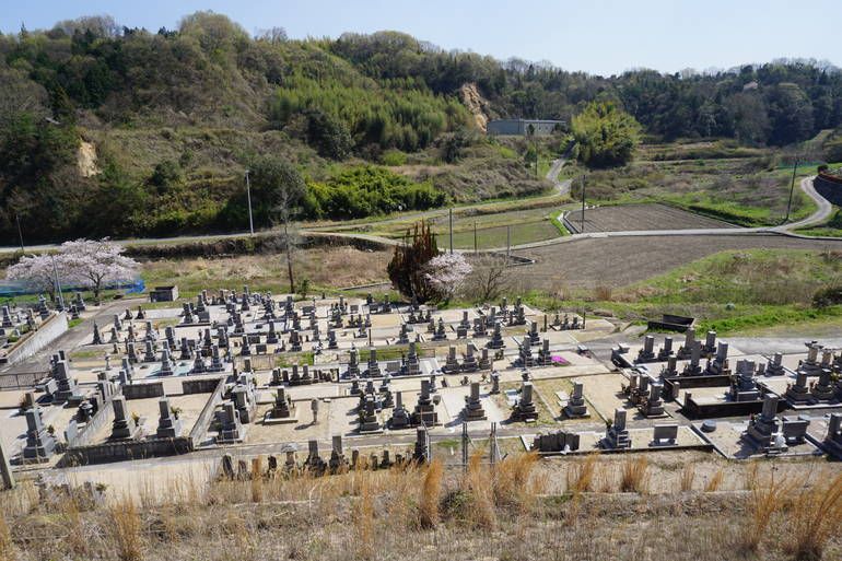 あしな墓苑 本安寺墓地